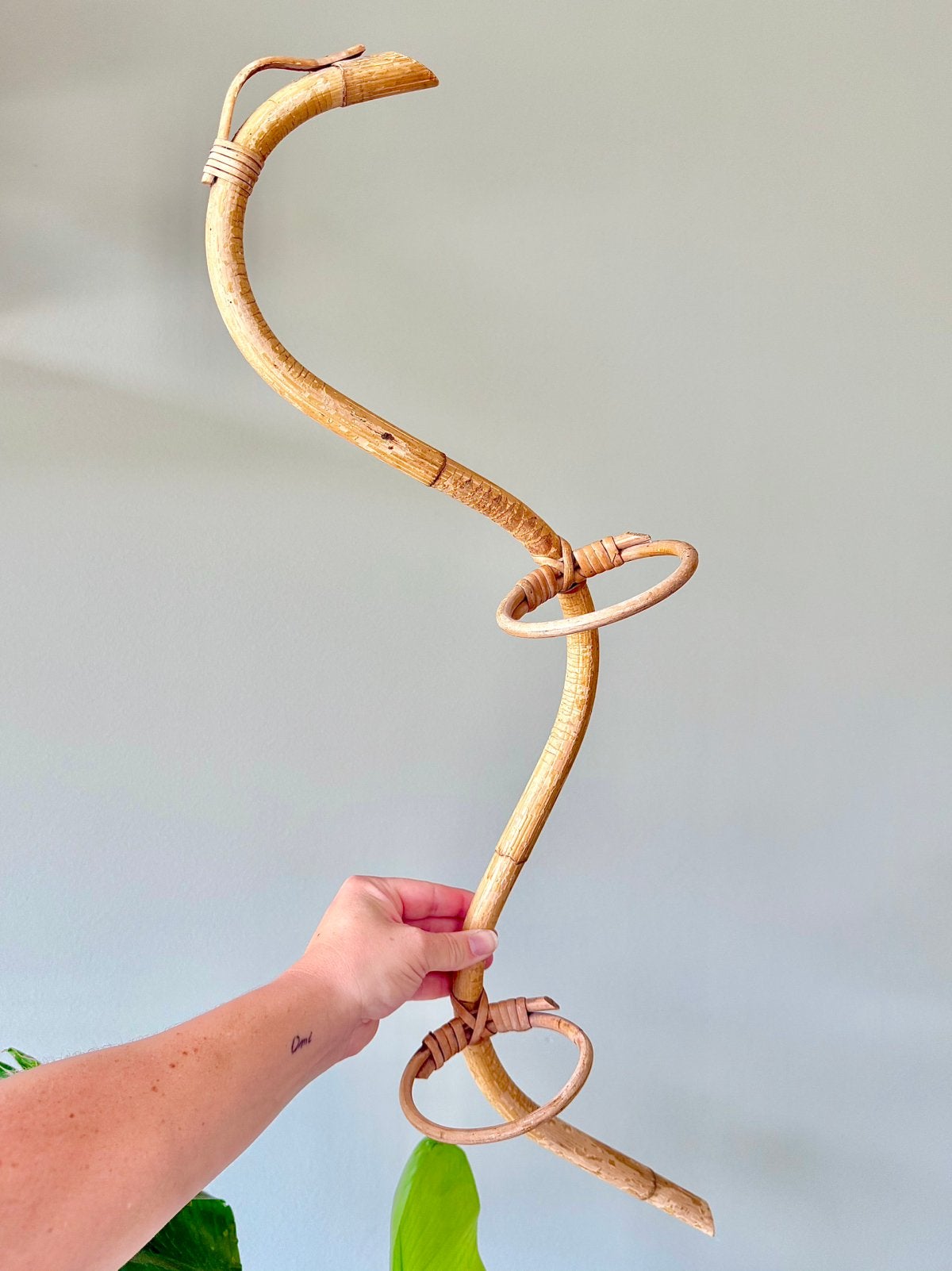 Vintage rotan bamboe plantenhanger jaren ‘60, Huis en Inrichting, Woonaccessoires | Wanddecoraties, Ophalen of Verzenden, Gebruikt