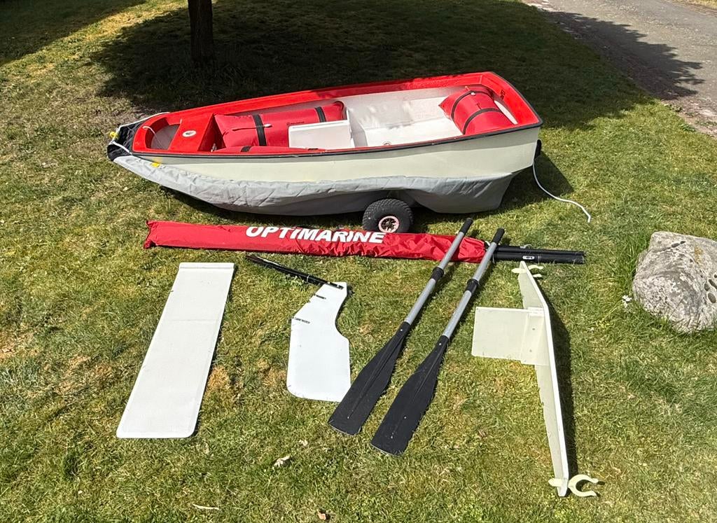 Optimist zeilboot met zeil, slipwagen en accessoires, Ophalen, Gebruikt
