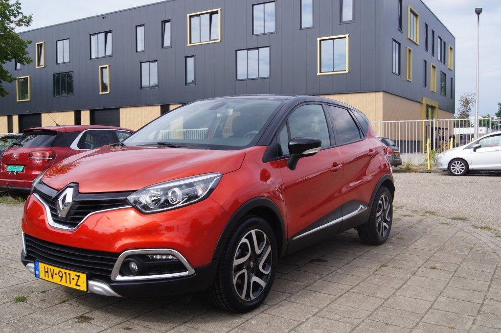 Renault CAPTUR 1.2 TCE XMOD, Auto's, Renault, Gebruikt, 4 cilinders, Met garantie (alle), Leder