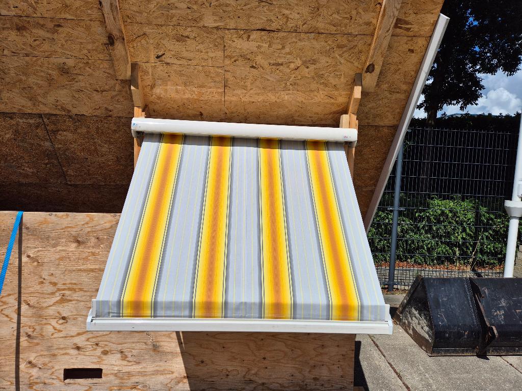 Zonneschermen, Tuin en Terras, Zonneschermen, Ophalen, Minder dan 250 cm, Uitvalscherm, Minder dan 150 cm