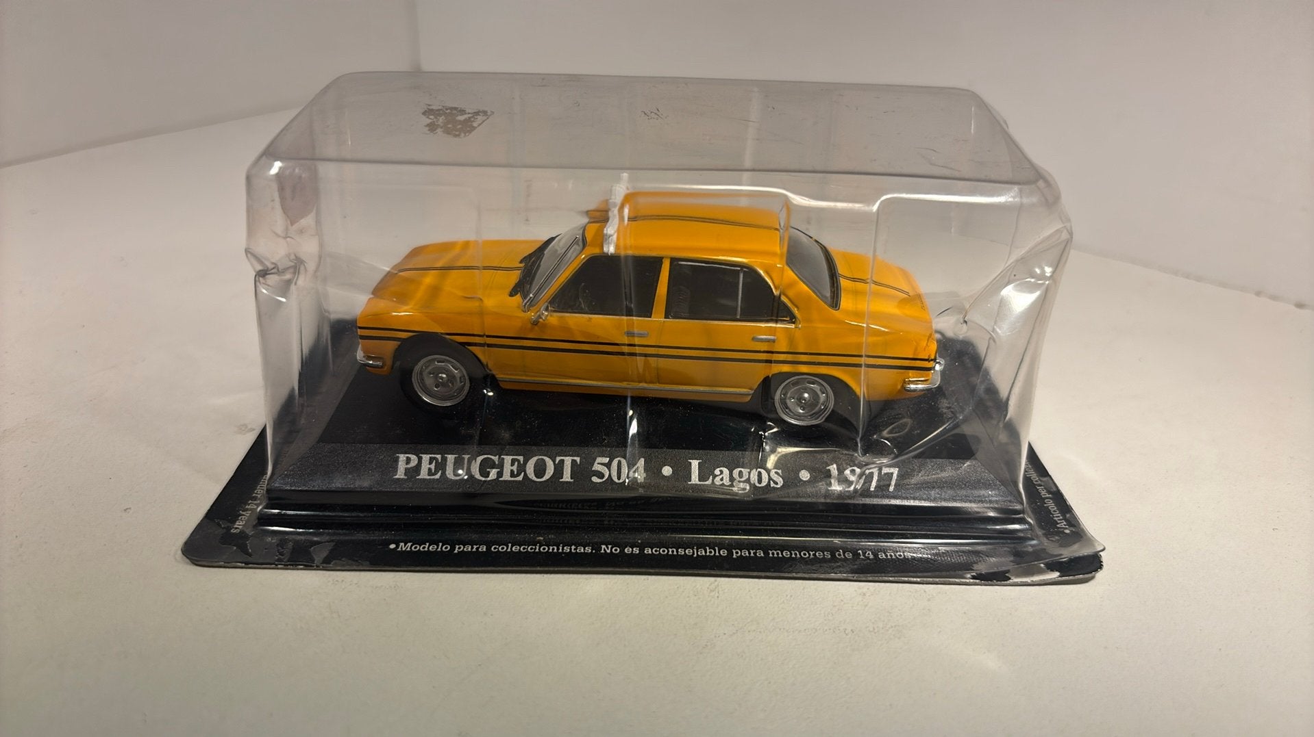 Peugeot 504 lagos 1977 atlas 1.43, Overige merken, Auto, Ophalen of Verzenden, A