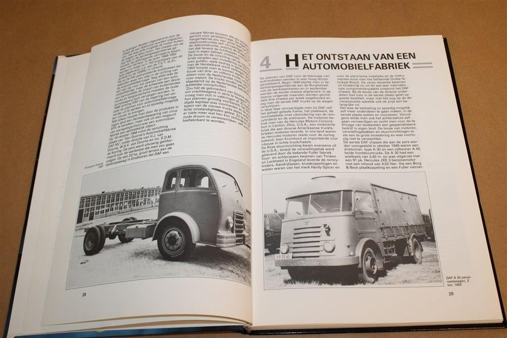 DAF Trucks — Geschiedenis in Beeld, Truckstar 1990, Boeken, Ophalen of Verzenden, Gelezen, Tractor en Landbouw