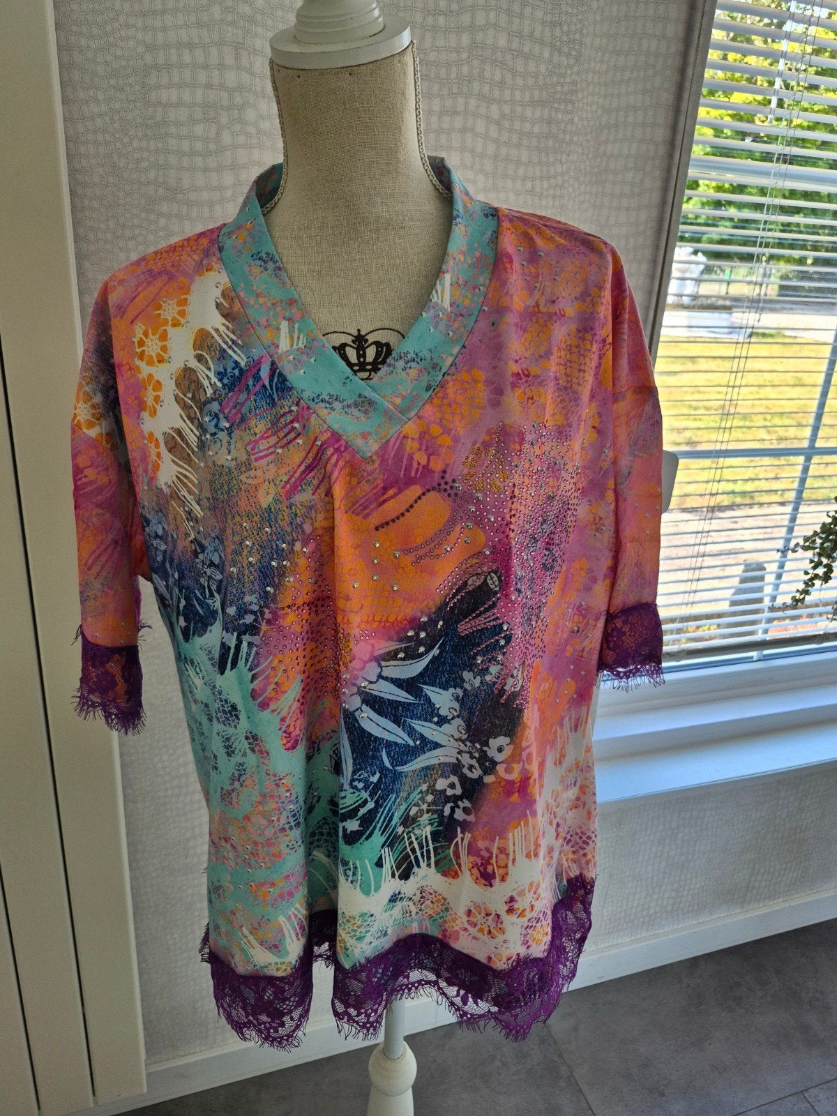 Missy shirt XL met frisse kleuren en paars kant, Meerkleurig, Maat 46/48 (XL) of groter, Nieuw, Missy