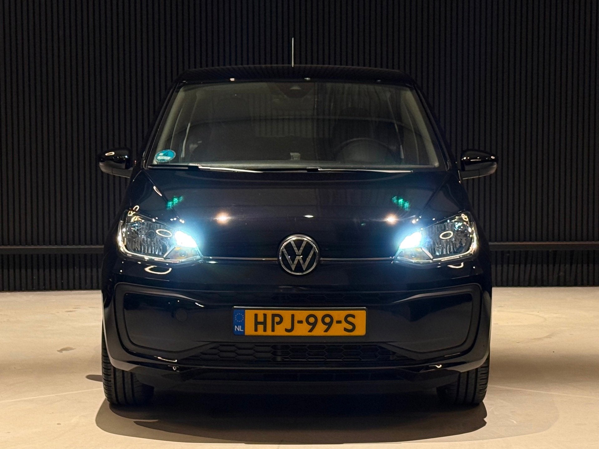 Volkswagen UP! 1.0 |Airco|Lijn-Assist|Elektrische Ramen|Blue, Dealer onderhouden, Gebruikt, 4 stoelen, Bedrijf