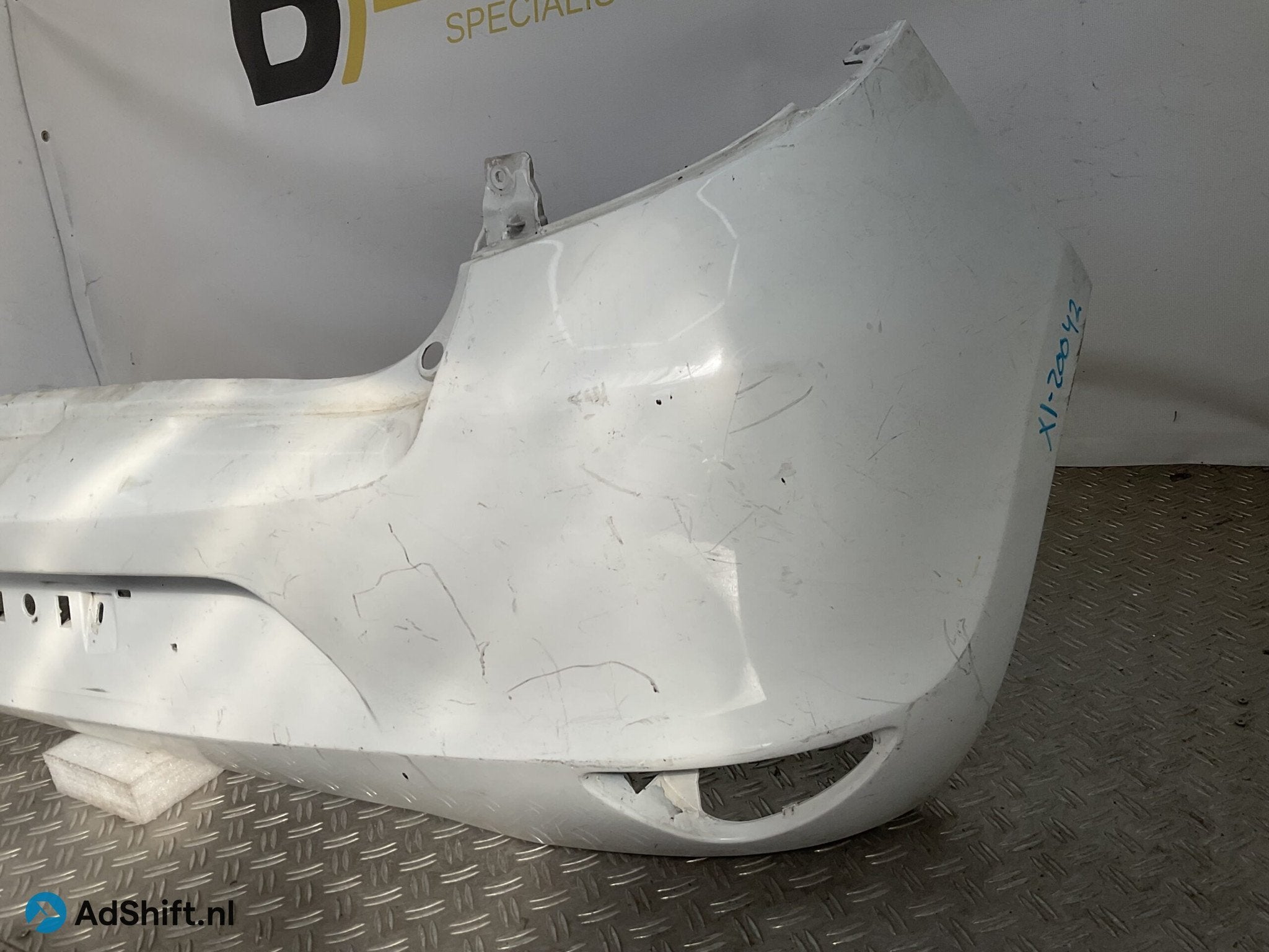 Bumper Renault Clio III MK3 5-12 850224345R Achterbumper X1-, Bumper