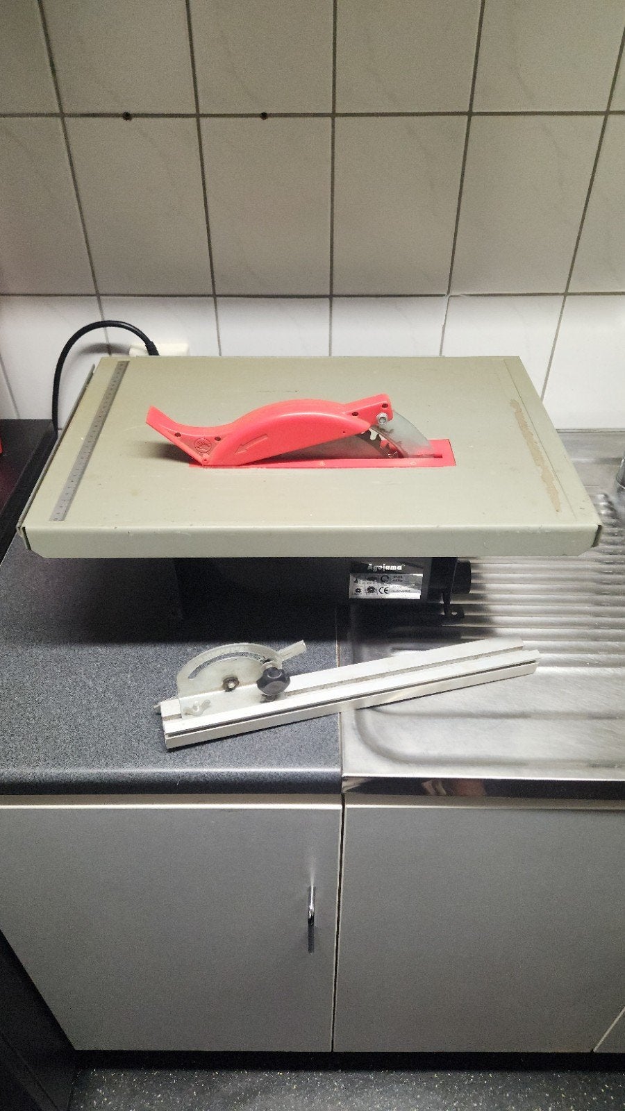 Agojama Cirkelzaag 600W, Ophalen, Gebruikt, 600 tot 1200 watt, 30 tot 70 mm