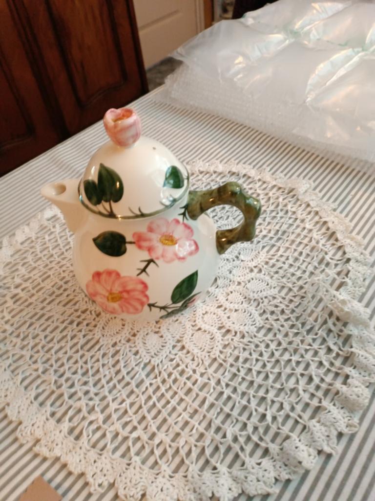 Wild Rose Villeroy en Boch Theepot, Antiek en Kunst, Ophalen of Verzenden