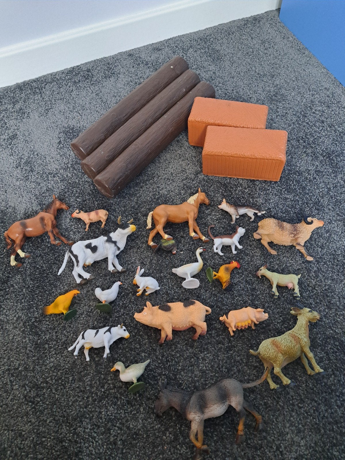 Boerderijdieren en boomstammen van Bruder, Ophalen, Zo goed als nieuw, Jongen of Meisje