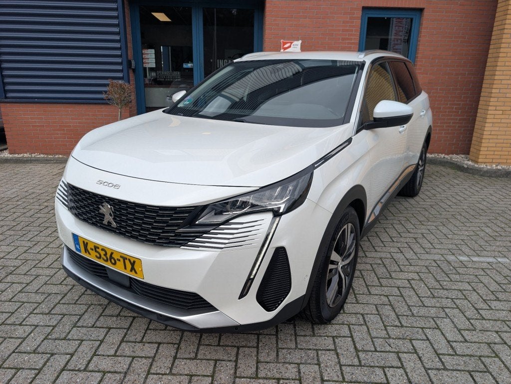 Peugeot 5008 1.2 PT BL. ALLURE, 7persoons, PDC V+A, Trekhaak, Auto's, Voorwielaandrijving, Gebruikt, Euro 6, 1199 cc