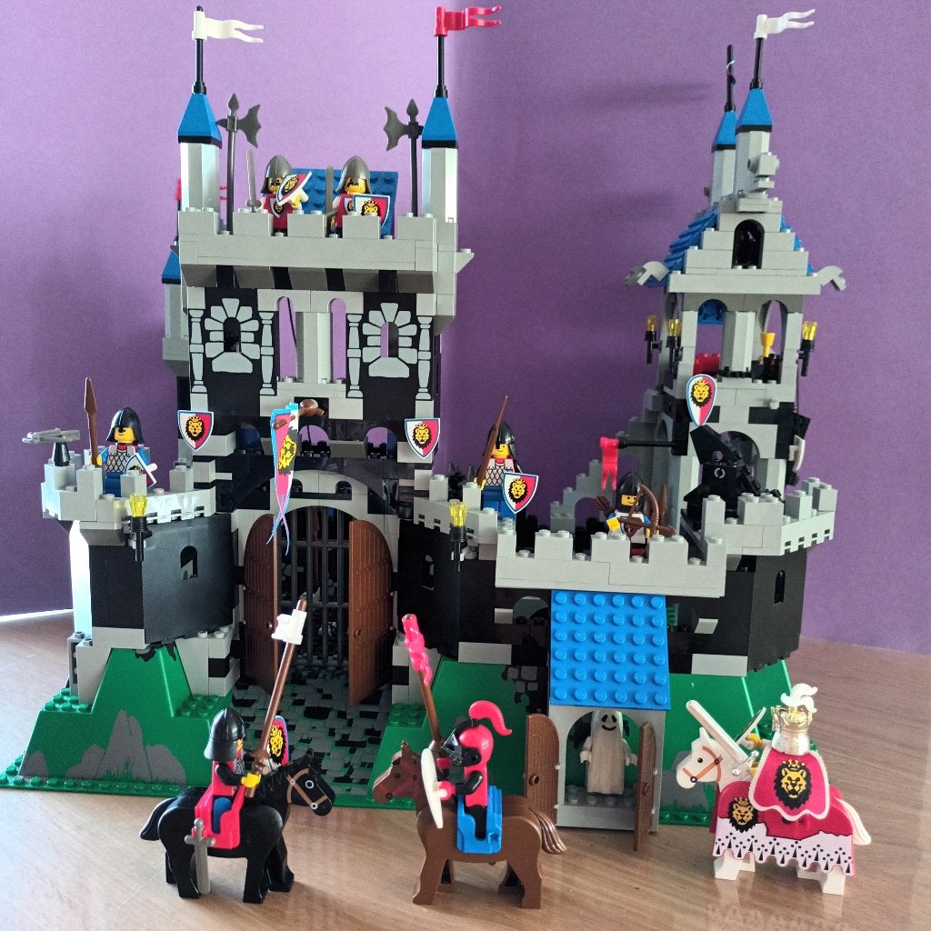 Lego Royal Knights Castle 6090 en Royal Drawbridge 6078, Ophalen of Verzenden, Zo goed als nieuw, Lego