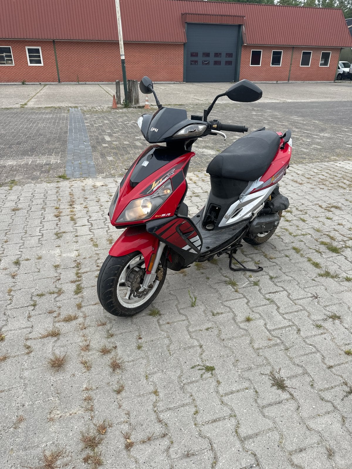 SYM 50SR Scooter - Rood, Gebruikt, Fietsen en Brommers, Ophalen, Tweetakt, Gebruikt, Overige modellen