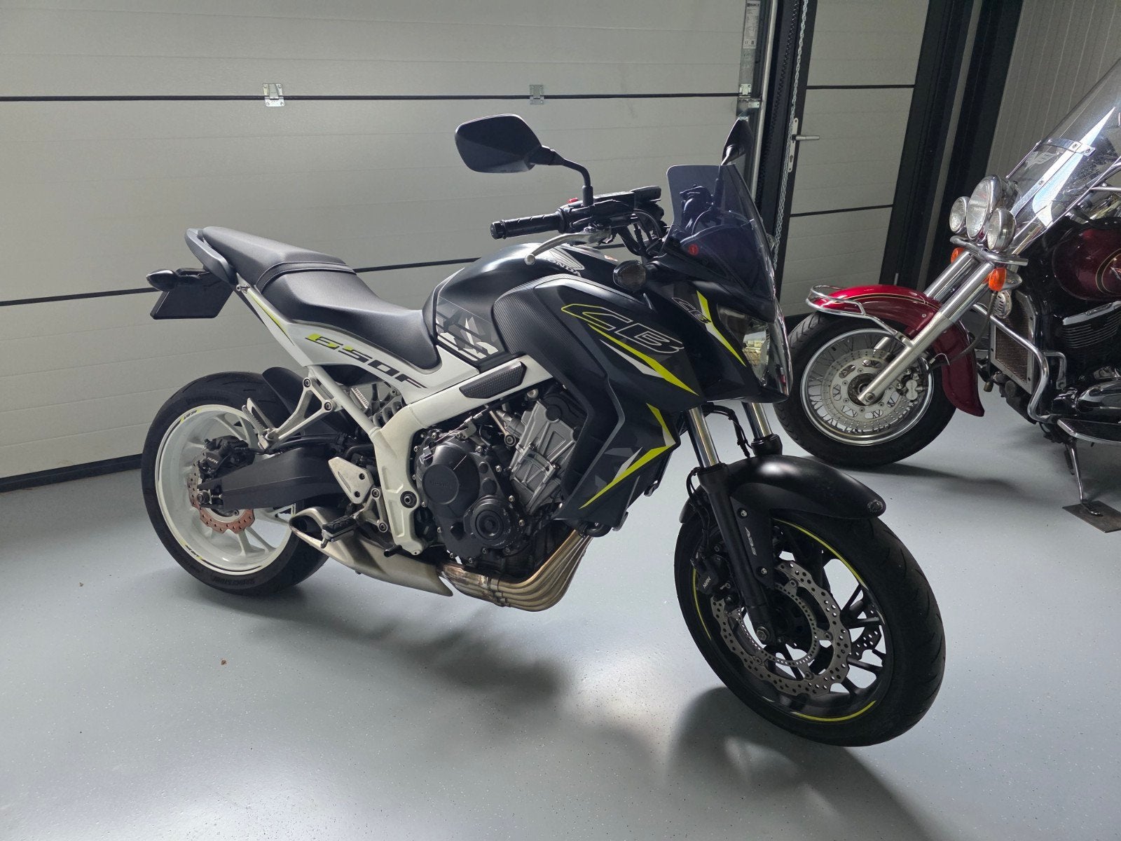 Honda CB650F Naked Bike - 2017  1e eig weinig km, Motoren, Honda Motor Co., Ltd., 4 cilinders, Meer dan 35 kW, Minimaal motorrijbewijs A2