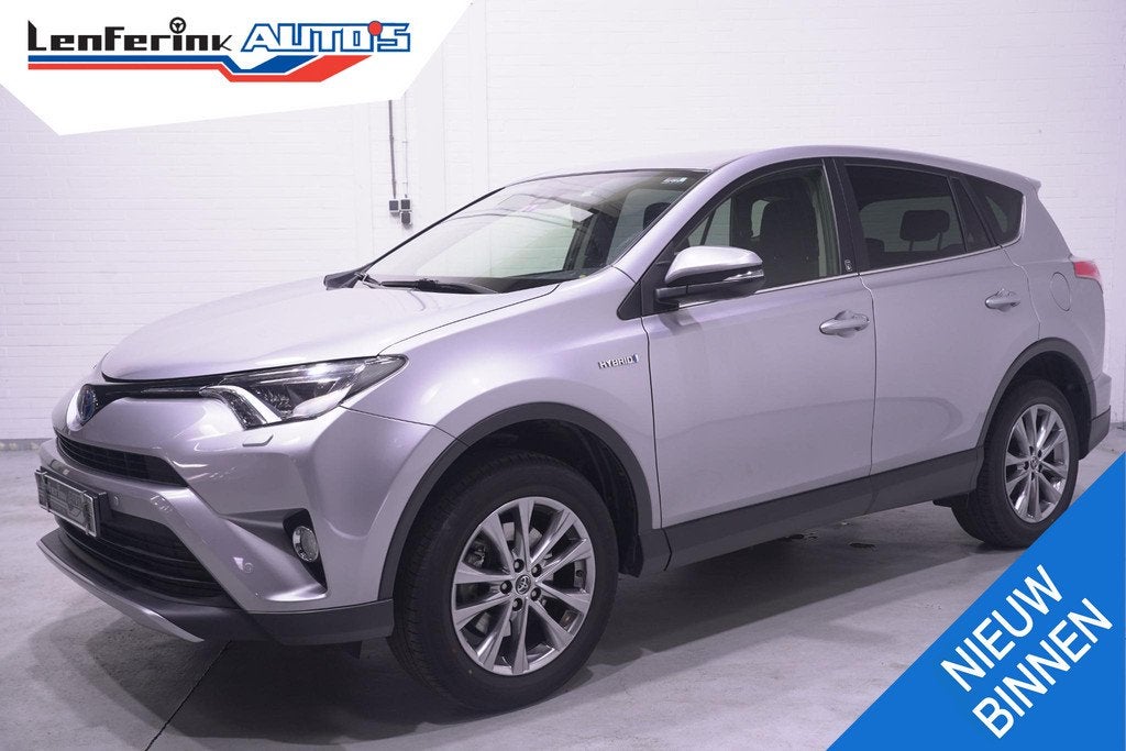 Toyota RAV4 AWD Dynamic Team-Duitsland navigatie camera 1650, Auto's, Toyota, Bedrijf, Te koop, Rav4, 4x4, Dakrails, Emergency brake assist