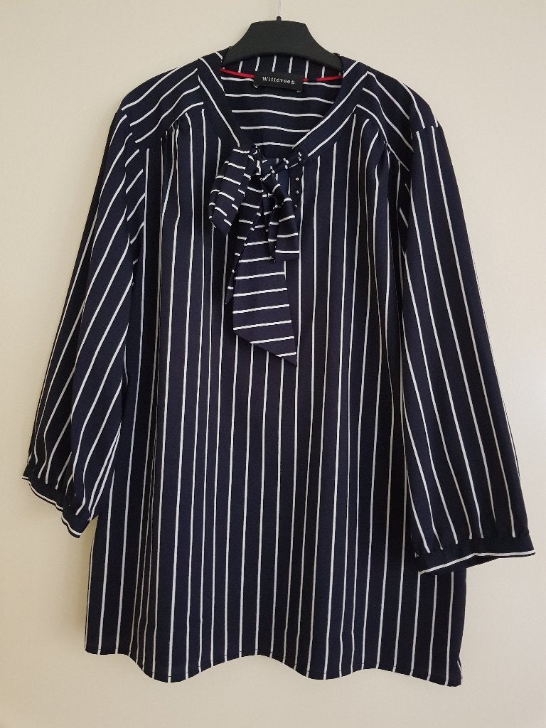 Chique blouse voor dames -- maat 44 -- Witteveen, Zwart, Maat 42/44 (L), Ophalen of Verzenden, Zo goed als nieuw