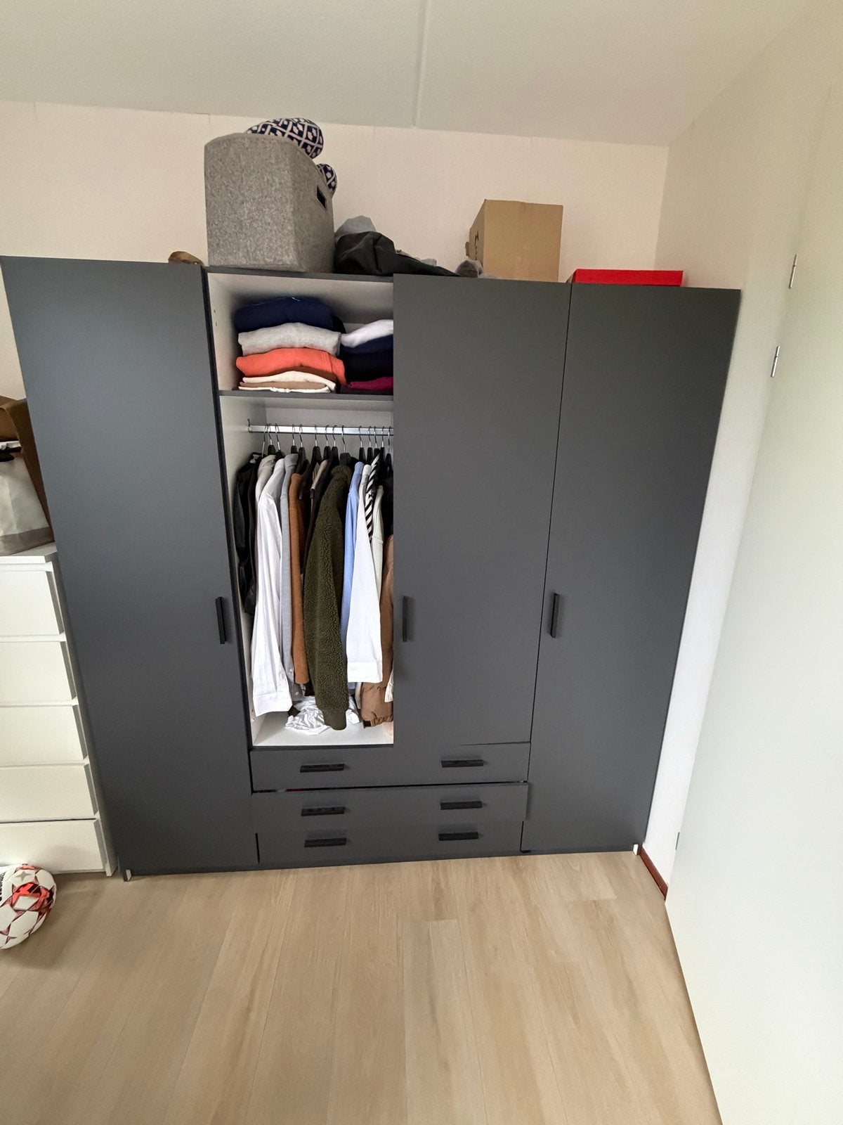 Leenbakker kast - Zo goed als nieuw met nieuwe deur, 200 cm of meer, 150 tot 200 cm, Ophalen of Verzenden, Zo goed als nieuw