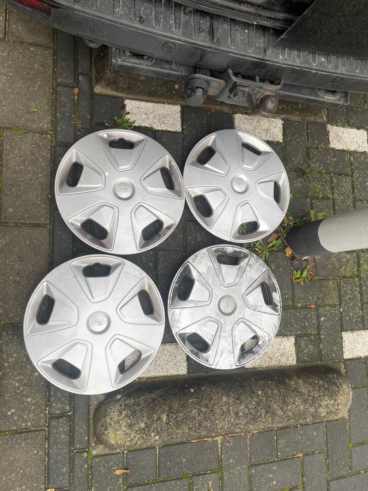 Ford transit custom wieldoppen set 15 inch, Ophalen, Zo goed als nieuw