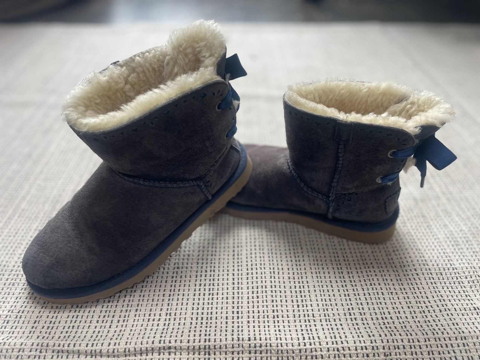 Original UGG Australia Bailey Bow – Navy Blue – Size 37, Ophalen, Gebruikt, Meisje, Laarzen