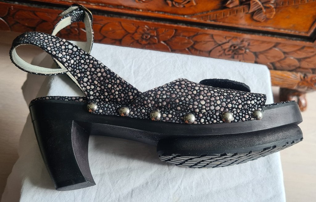 Zgn, maat 39, zwart-zilver-goudkleurig. Merk Jan Jansen, Kleding | Dames, Schoenen, Zwart, Ophalen of Verzenden, Zo goed als nieuw
