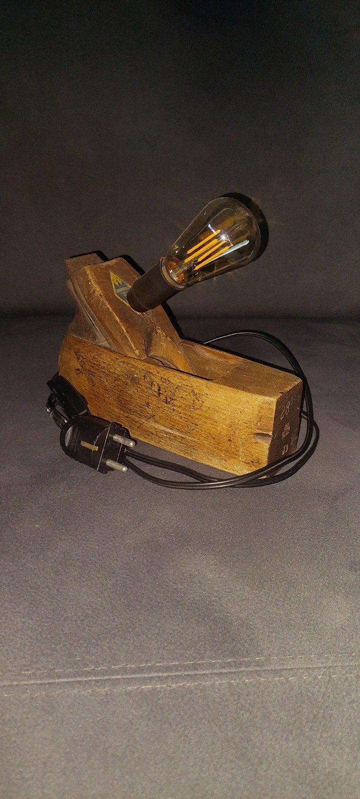 Mooie oude blokschaaf omgebouwd tot toffe lamp!, Huis en Inrichting, Kastverlichting, E14 (klein), Ophalen of Verzenden, Zo goed als nieuw