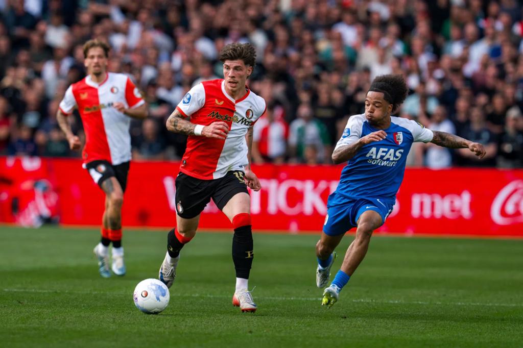 Feyenoord seizoenskaarten gezocht 2x, Seizoenskaart, Twee personen, Mei