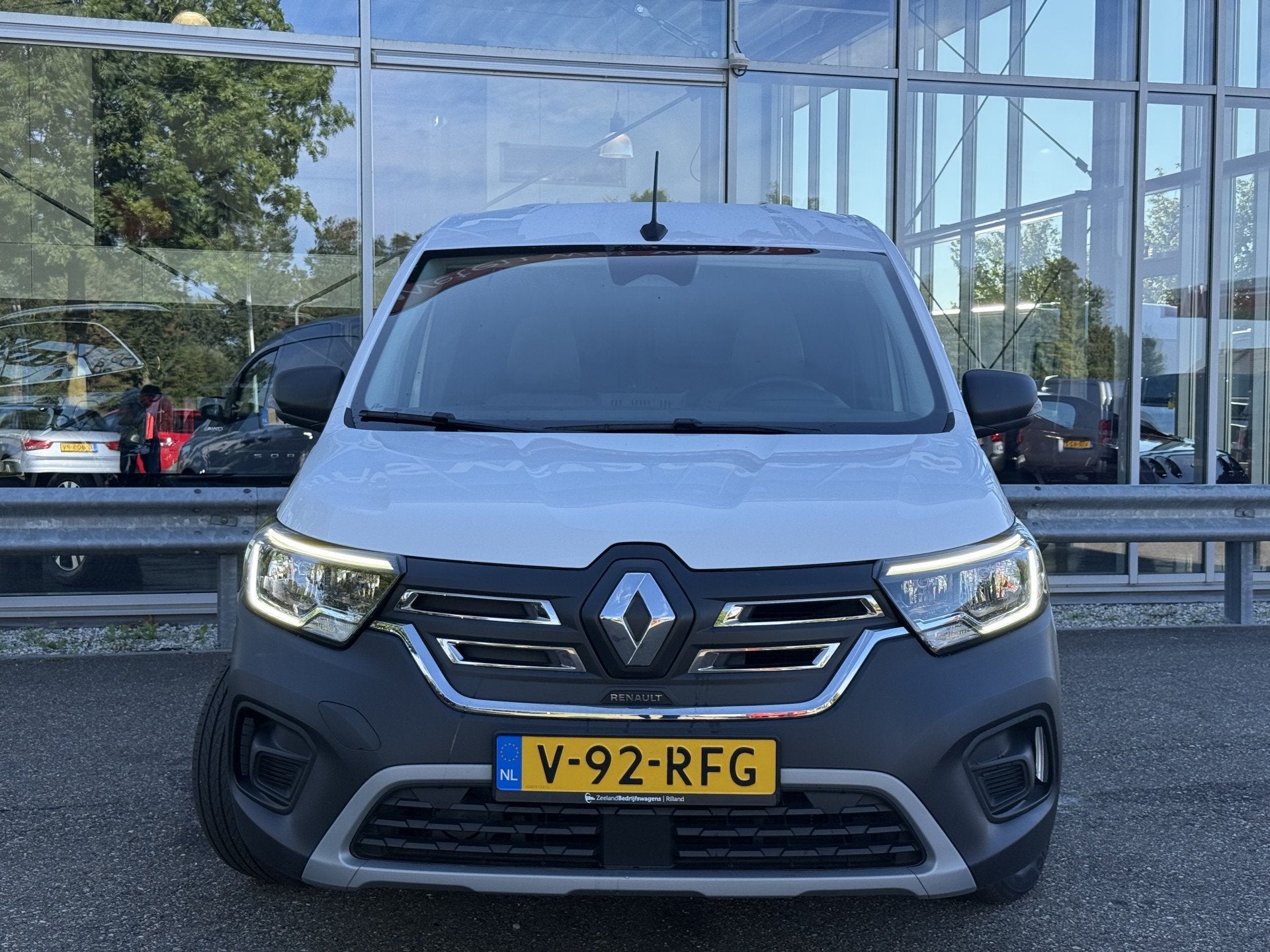 Renault Kangoo E-Tech Advance Open Sesame 44 kWh | Snellader, Gebruikt, Zwart, Renault, Leder en Stof