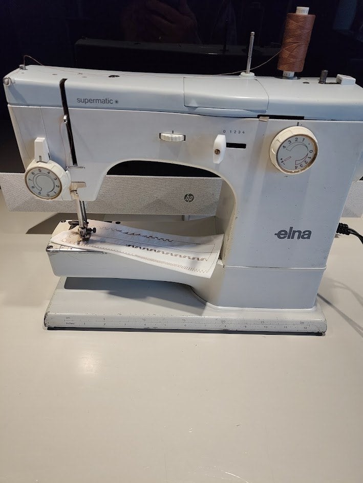 Elna naaimachine, Ophalen of Verzenden, Gebruikt, Naaimachine, Overige merken