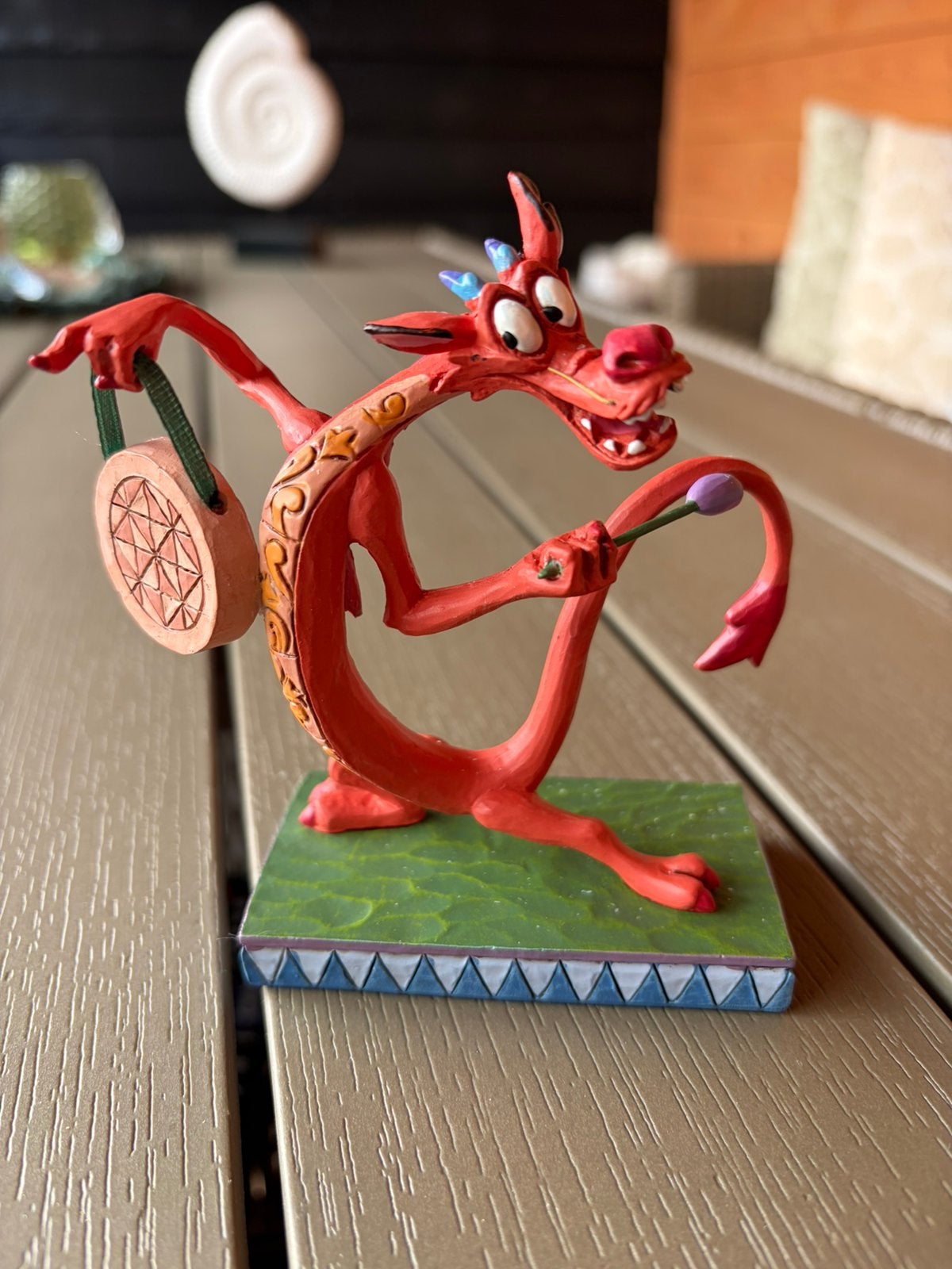 Te koop mooi beeldje draak Mushu (mulan), Ophalen of Verzenden, Overige figuren, Zo goed als nieuw, Beeldje of Figuurtje