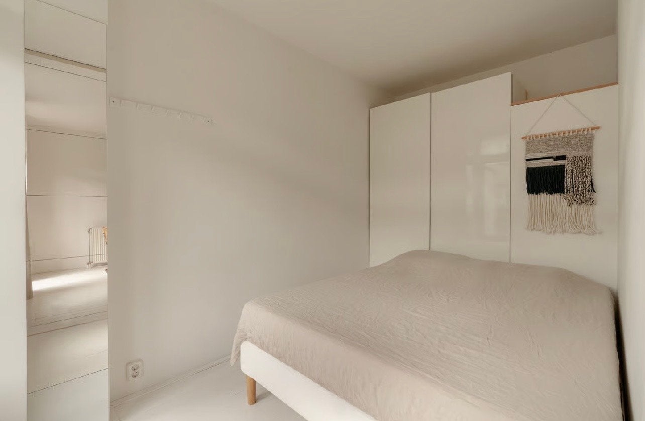 Comfortabel tweepersoonsbed met matras, Huis en Inrichting, Slaapkamer | Bedden, Ophalen, Wit, Tweepersoons, Zo goed als nieuw