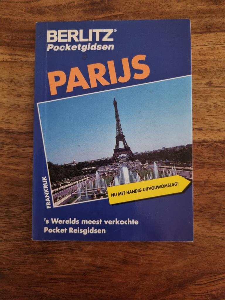 Parijs, Europa, Ophalen of Verzenden, Zo goed als nieuw, Reisgids of -boek