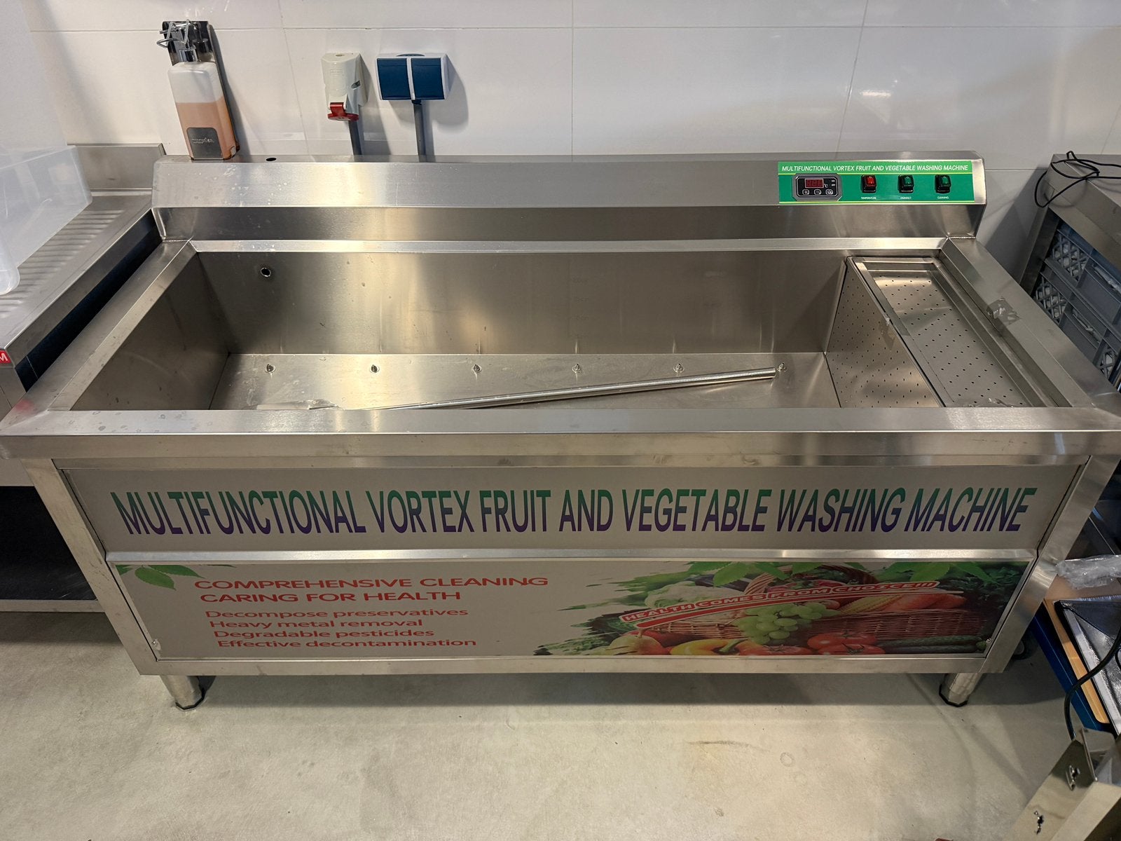 Vortex Groente- & Fruitwasmachine – 200 kg/uur – Nieuw, Ophalen, RVS Meubilair