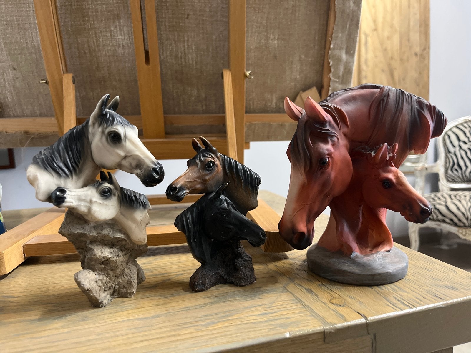 Set van 3 paardenbeeldjes - Decoratieve sculpturen, Verzamelen, Beelden en Beeldjes, Ophalen, Gebruikt, Dier