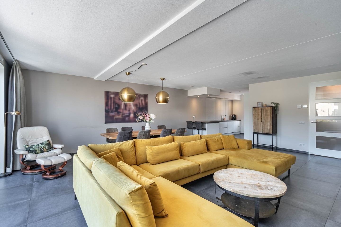 Mooie nette bank - 3 jaar oud - weg ivm verhuizing, Ophalen of Verzenden