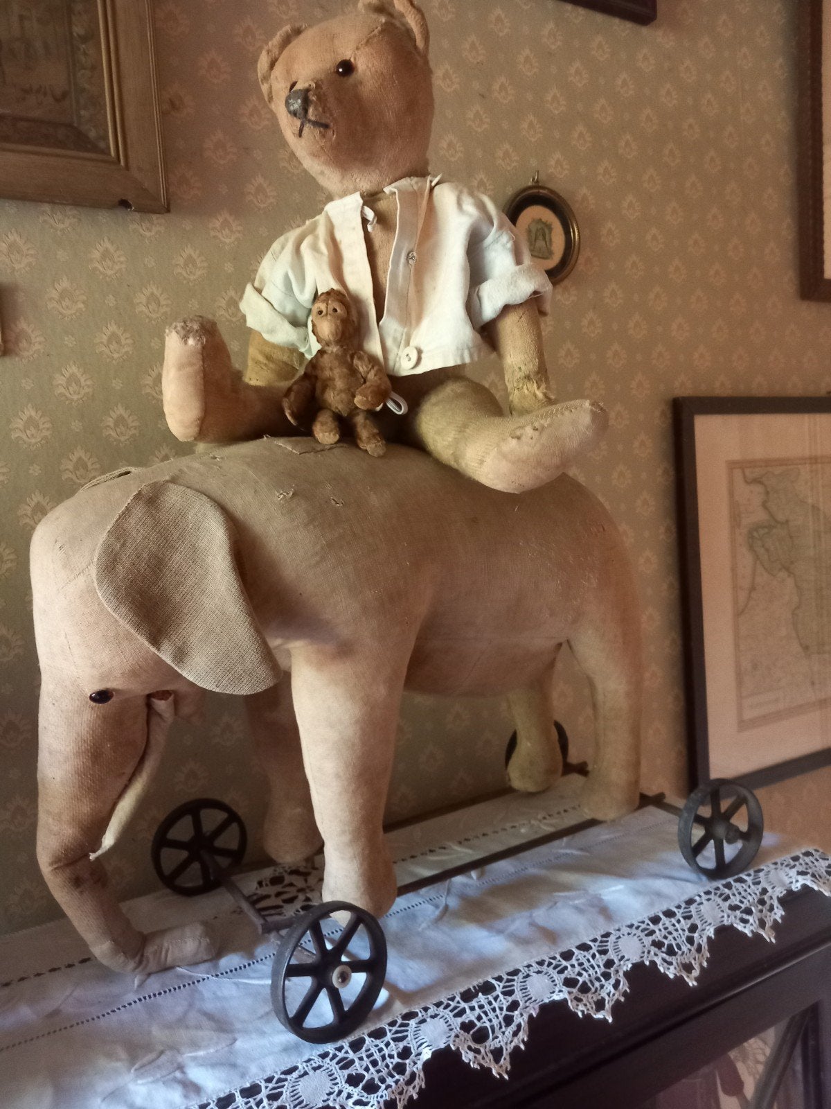 Antieke. Olifant op wielen, Ophalen of Verzenden