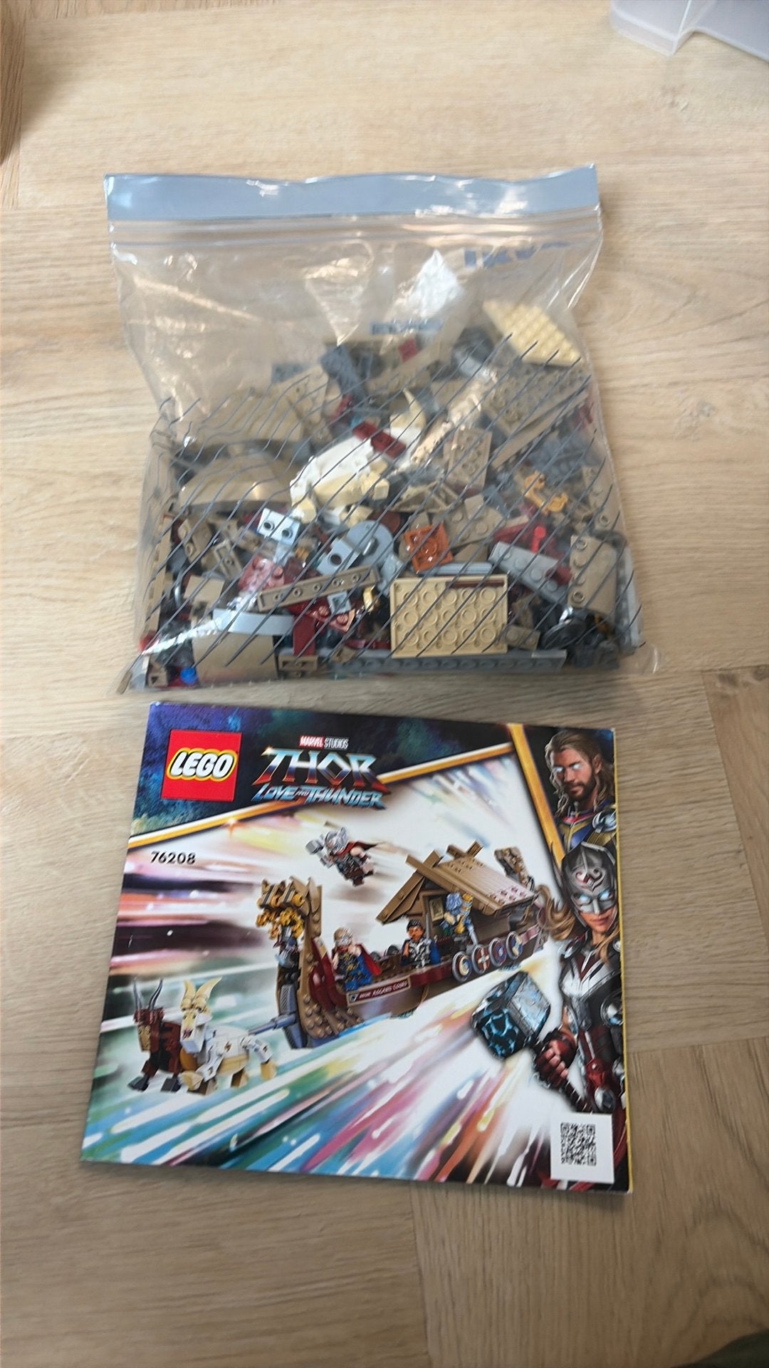 Lego 76208, Kinderen en Baby's, Speelgoed | Duplo en Lego, Ophalen of Verzenden, Zo goed als nieuw