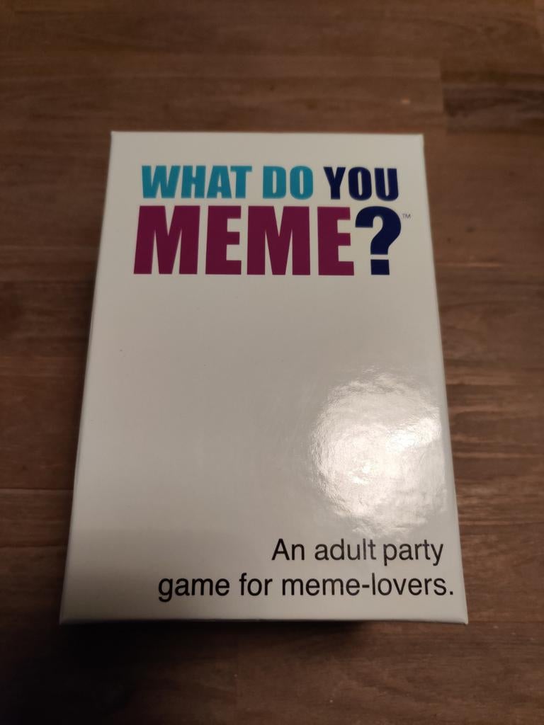 What Do You Meme? compleet, Vijf spelers of meer, Ophalen of Verzenden, Zo goed als nieuw, What Do You Meme?