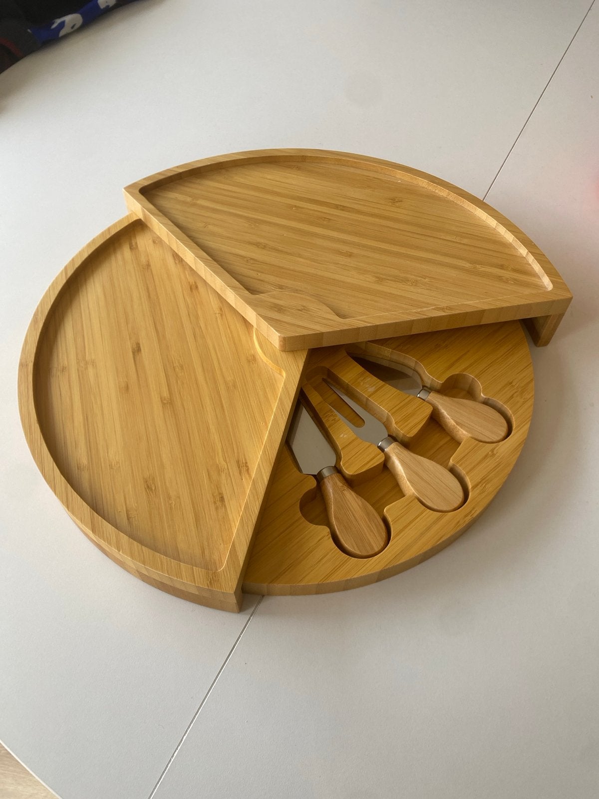 Bamboe kaasplank met bestekset - Nieuw, Huis en Inrichting, Ophalen, Bestekset, Overige typen, Nieuw