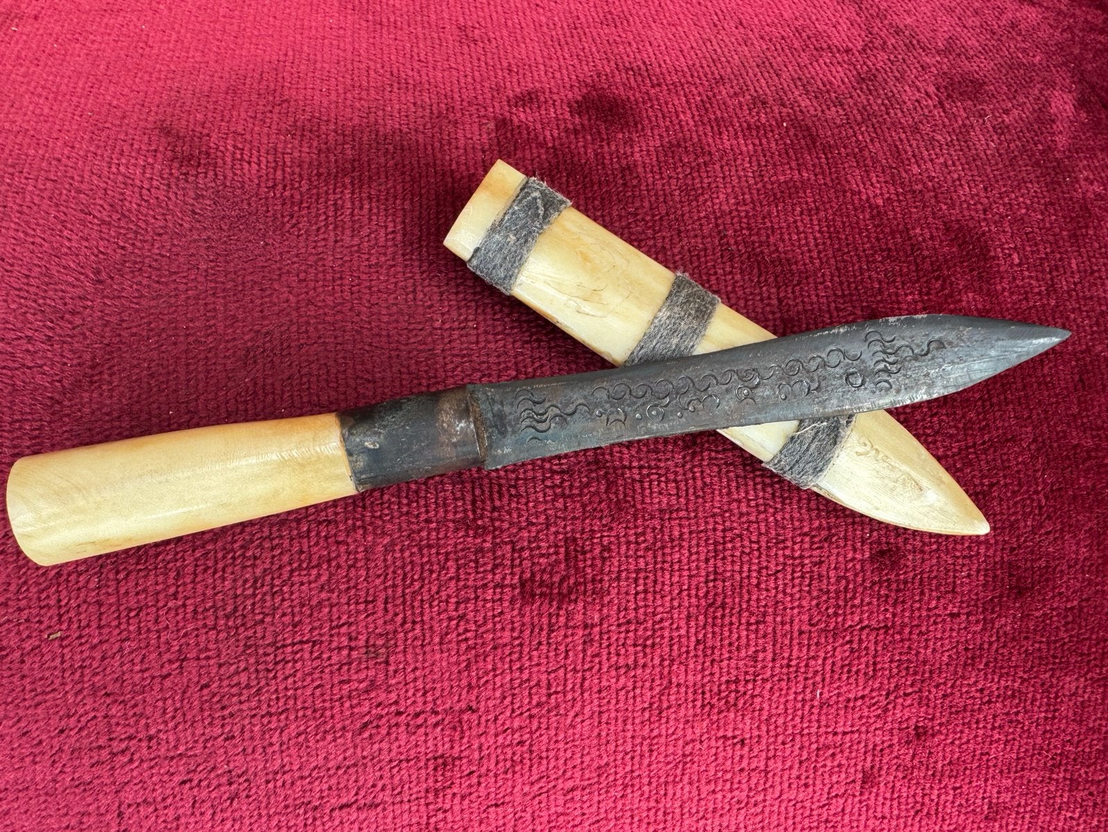 oud dolkje uit Birma, handwerk, Verzamelen, Ophalen of Verzenden, Overige soorten, Azië, Mes of Dolk