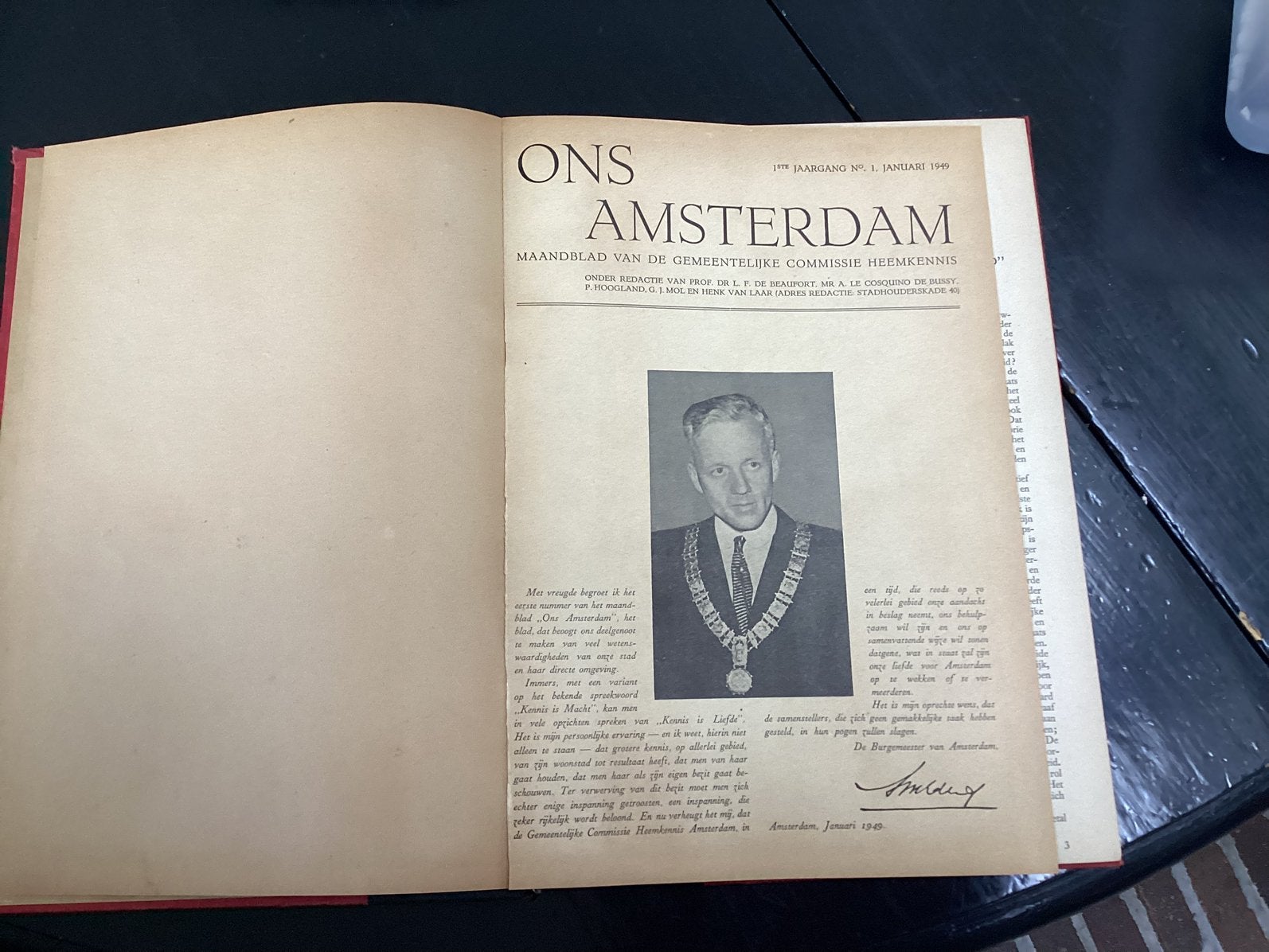 Boeken over ons Amsterdam aantal 16, Boeken, Ophalen of Verzenden, Gelezen