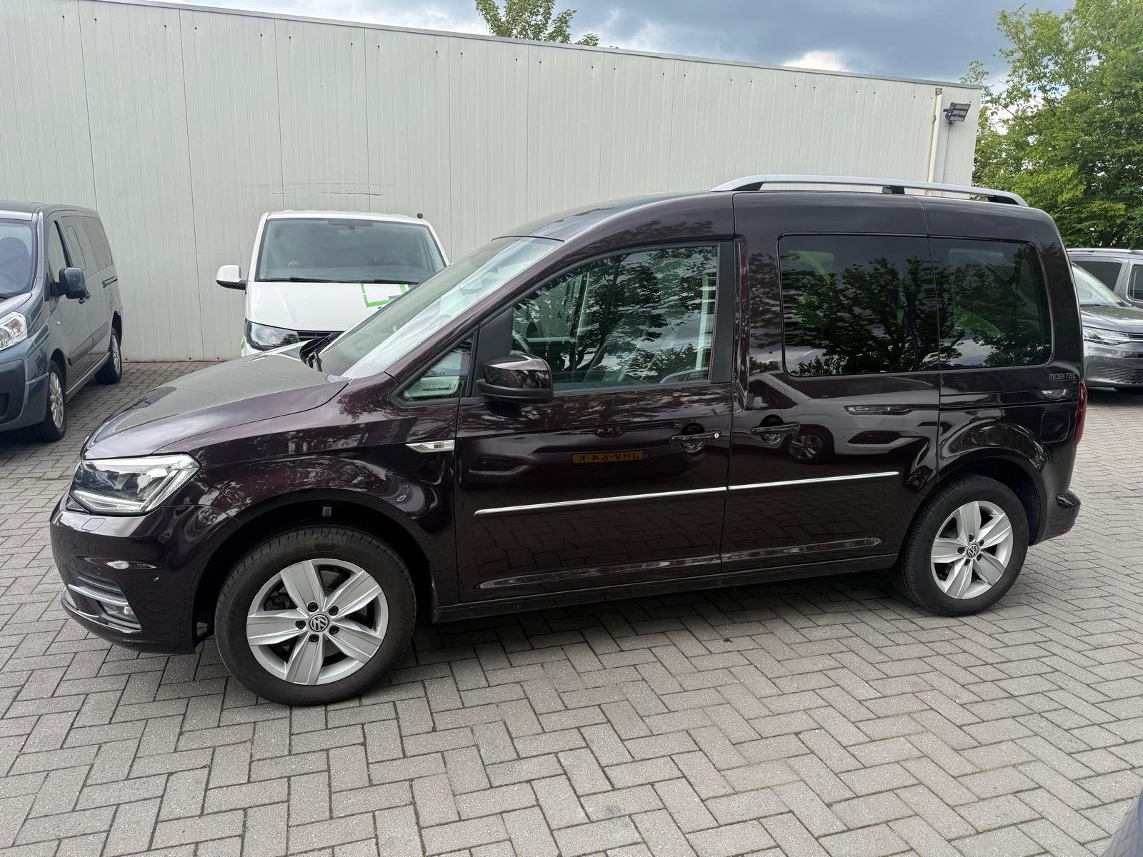 Volkswagen Caddy 1.4 TSI 125pk HIGHLINE Rolstoelauto - XXL B, Auto's, Voorwielaandrijving, Gebruikt, Overige modellen, Met garantie (alle)