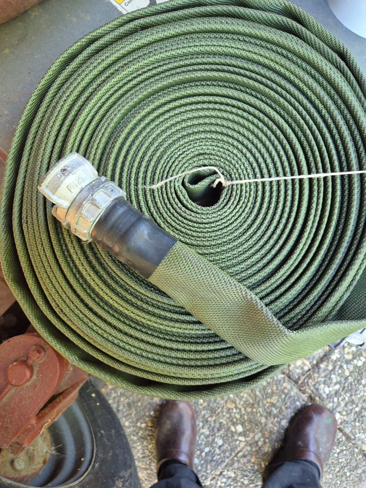 Brandslang T-CM 30M met PN 25 koppeling, Ophalen