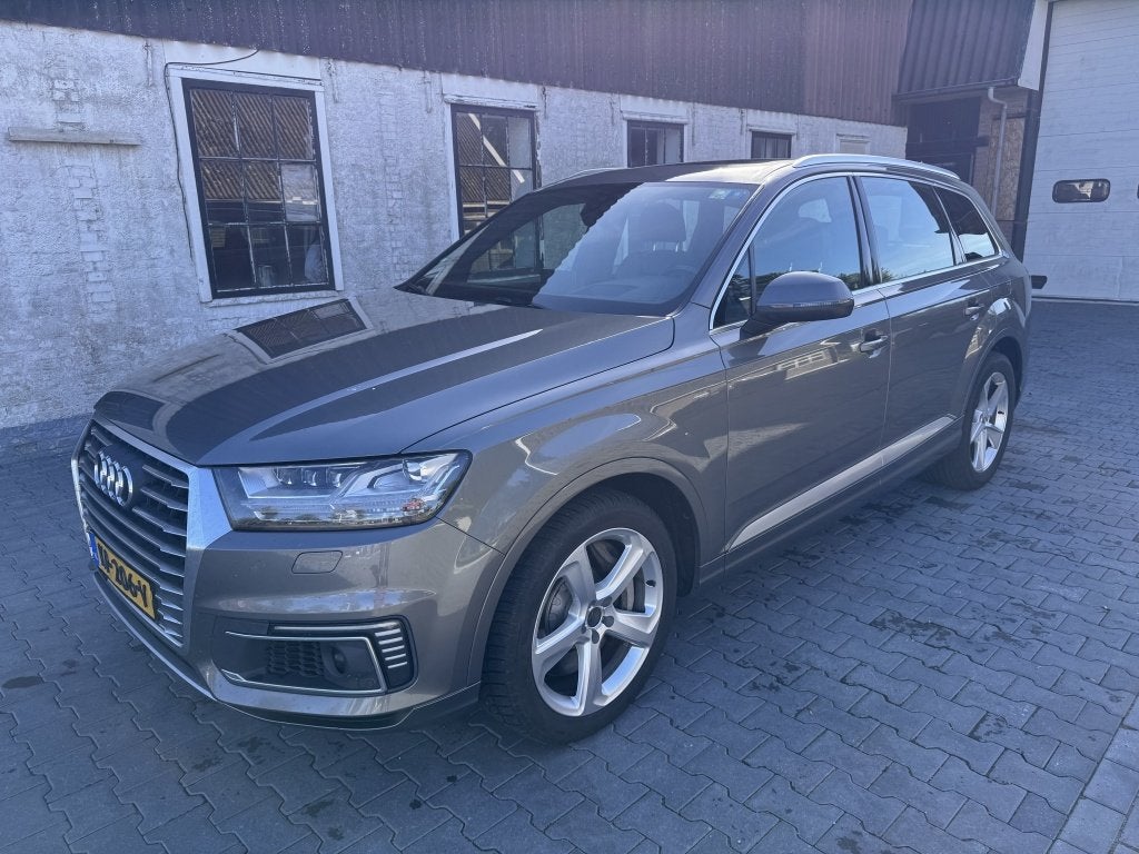 Audi Q7 3.0 TDI e-tr. q. Pr., Auto's, Automaat, Gebruikt, Euro 6, 259 pk