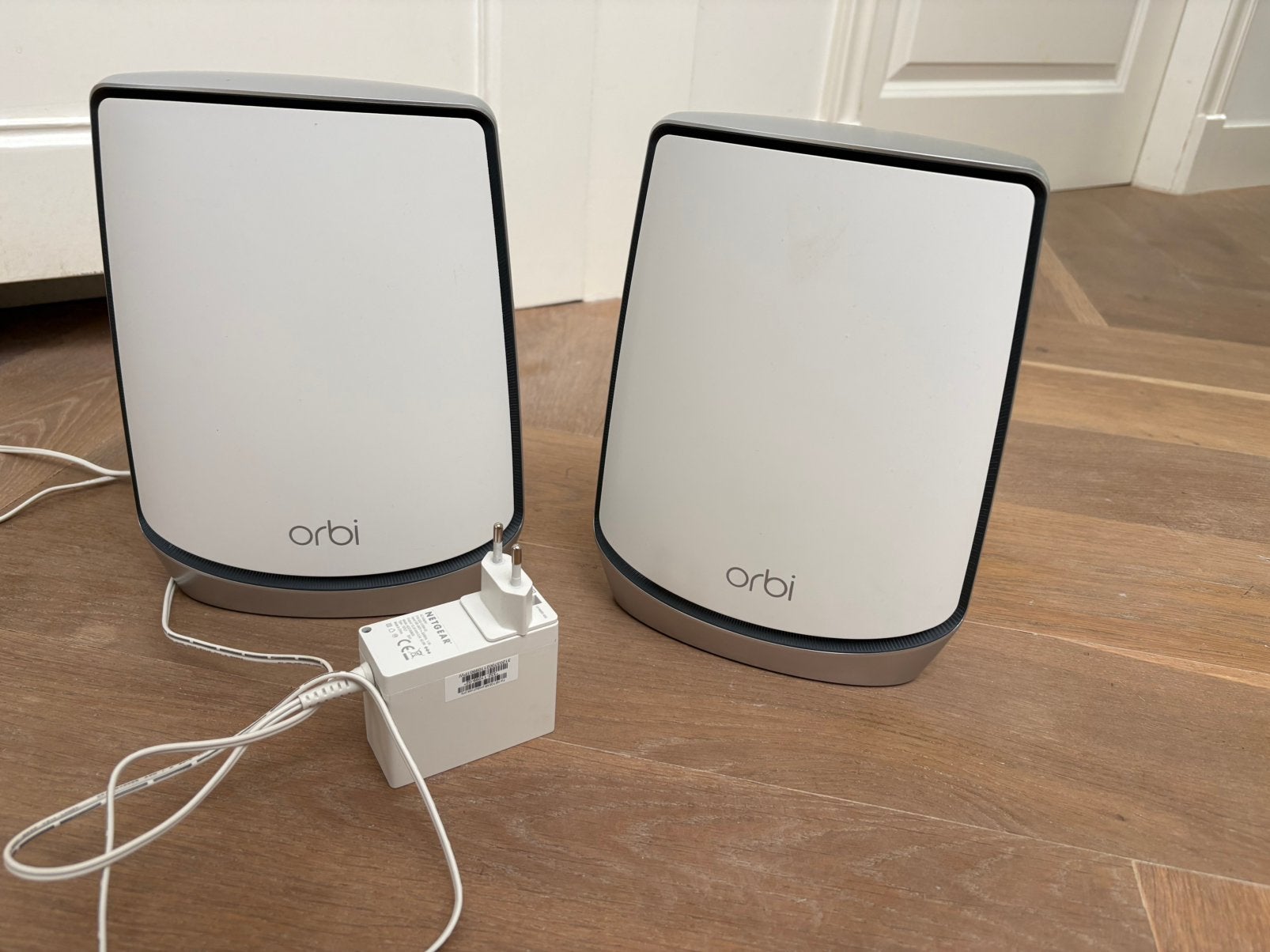 Netgear Orbi WiFi 6 Mesh Systeem (RBR850 + RBS850), Computers en Software, Routers en Modems, Ophalen of Verzenden, Nieuw, Router
