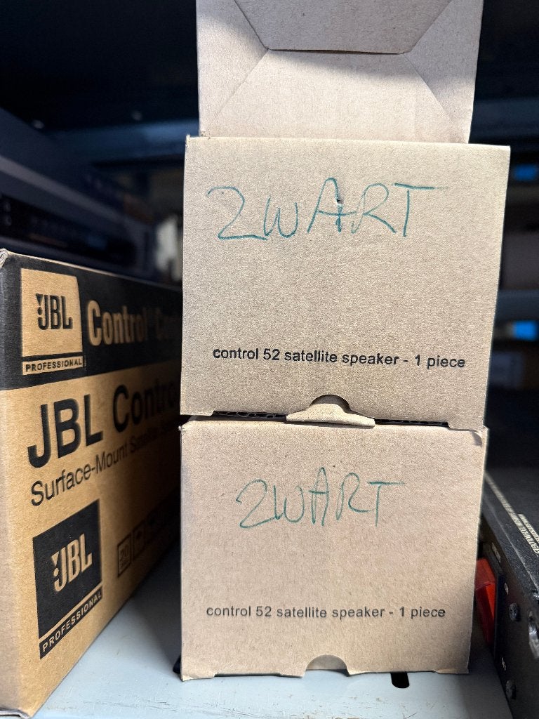 2  x jbl control52 (zwart) Nieuw in doos