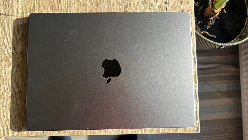 MacBook Pro 14" M3 | 24GB RAM | 512GB | Slechts 3 laadcycli!, Computers en Software, Apple Macbooks, MacBook Pro, Qwerty, Overige groottes