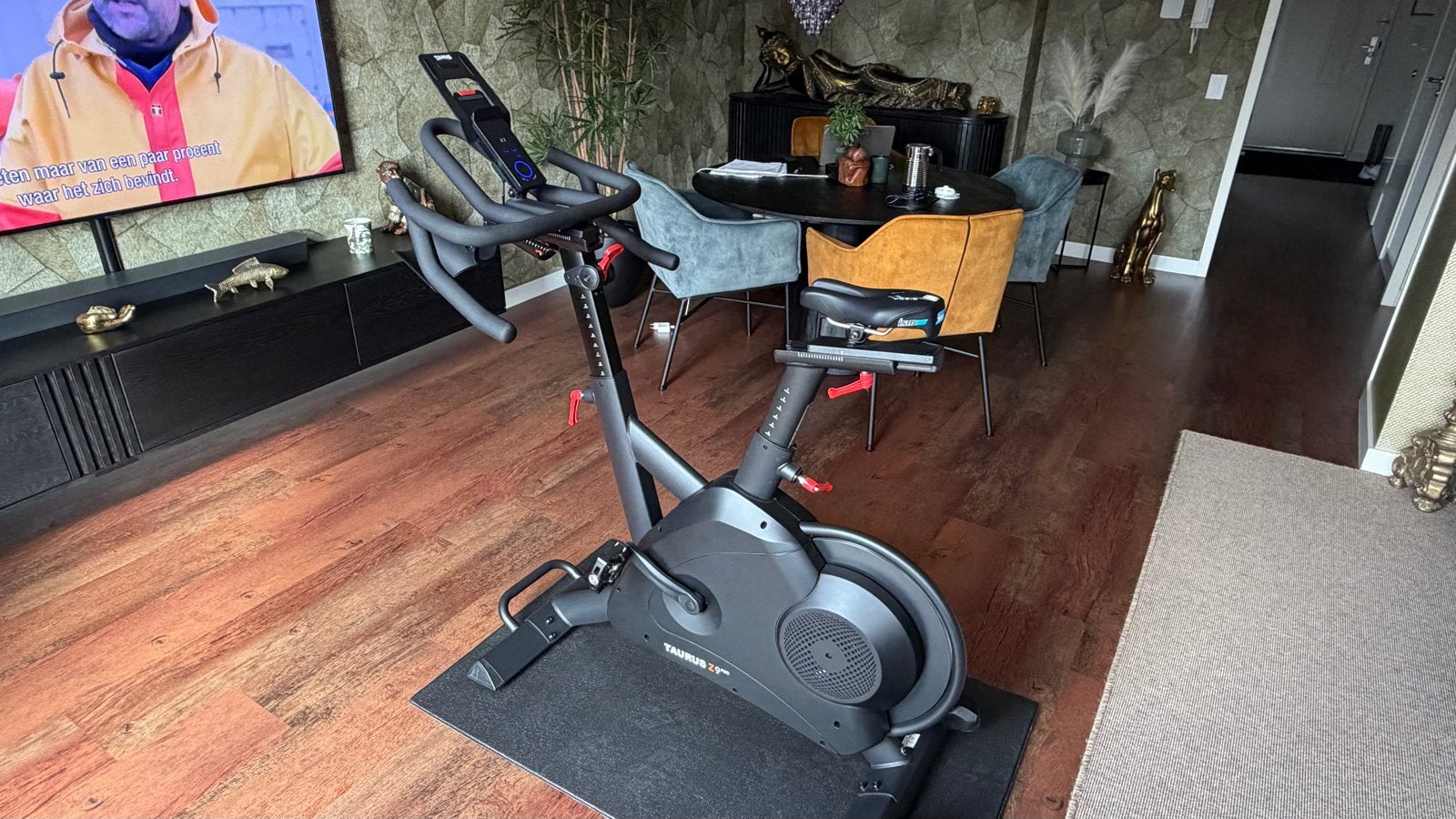 Foto 3 van ZGAN Taurus Z9 Pro 2e generatie indoorbike / spinningbike