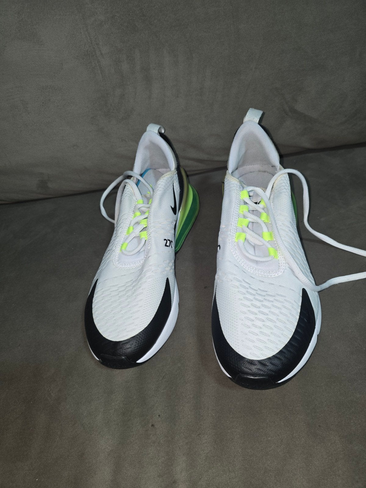 Nike Air Max 270 Speciale - Maat 43, Kleding | Heren, Schoenen, Wit, Nike, Ophalen of Verzenden, Sneakers of Gympen