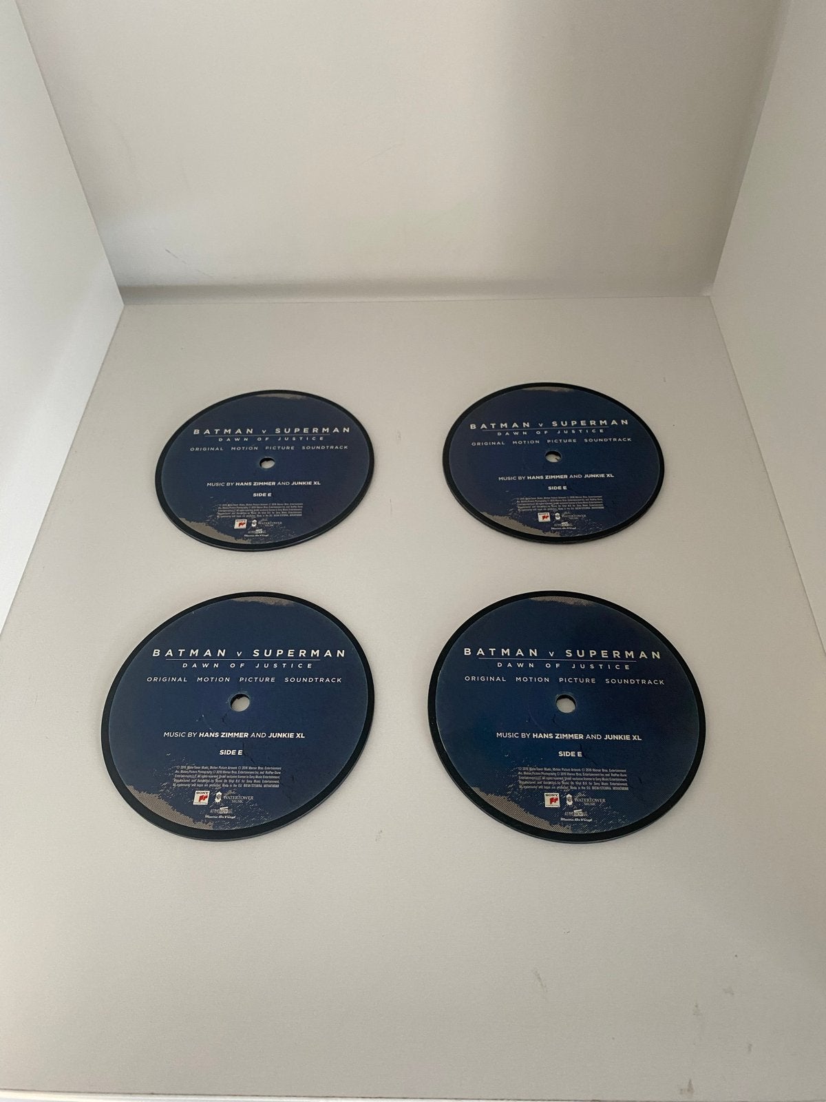 set van 4 coaster Batman v Superman Soundtrack Vinyl, Verzenden, Glasonderzetter, Kunststof, Zwart