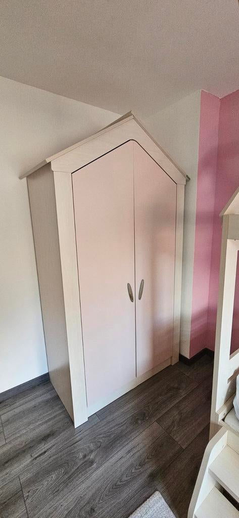 Cento Pink Huisbed.Klerenkast.Boekenkast slaapkamer meisjes, Kinderen en Baby's, Kinderkamer | Bedden, Ophalen, 85 tot 100 cm