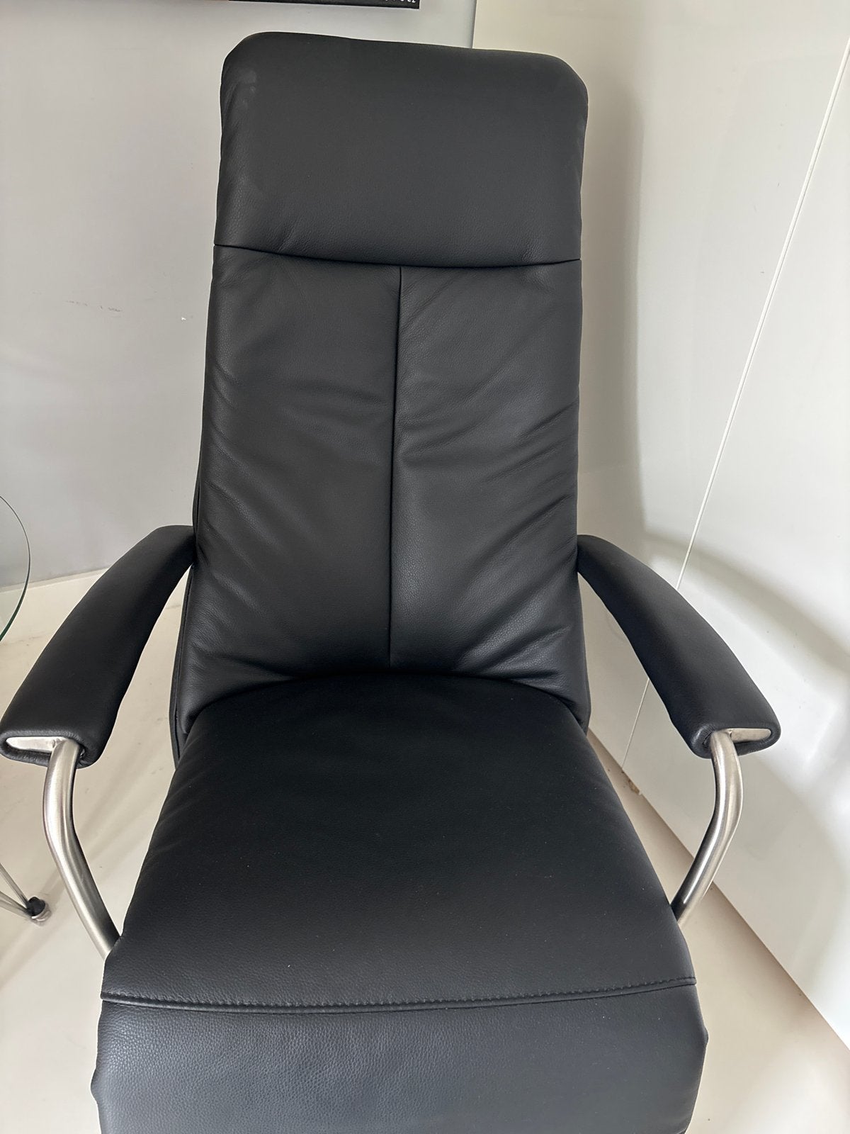 Prominent Sta-op fauteuil C-100 Zwart Leer, Ophalen, Nieuw, Leer, 75 tot 100 cm