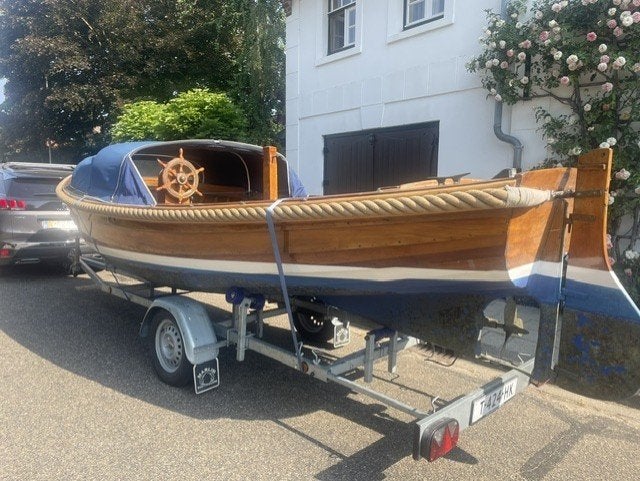 mahoniehouten vlet, Watersport en Boten, Sloepen, Gebruikt, Binnenboordmotor, 6 m, Vlet